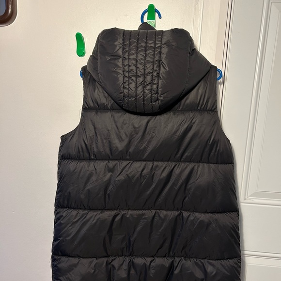 Zara Puffer Vest M - Picture 5 of 9